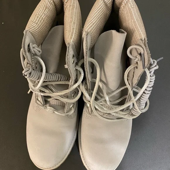 Timberland Women's Light Gray Combat Boots - Picture 3 of 4